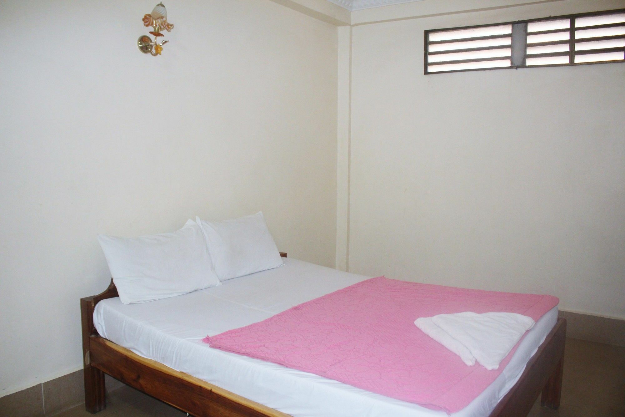 Shang Hai Guesthouse Battambang Kültér fotó