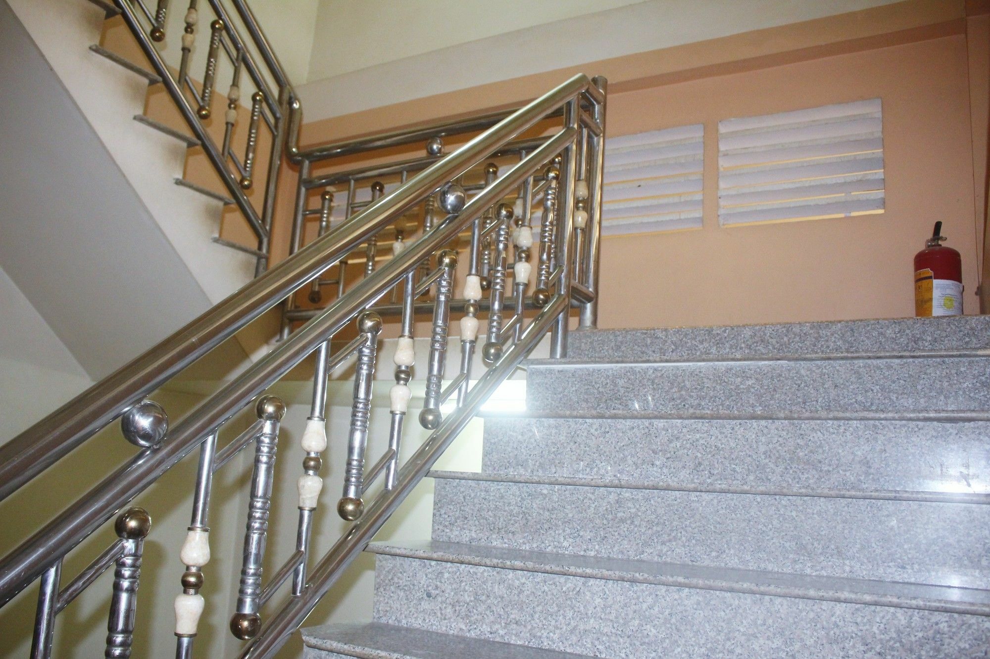 Shang Hai Guesthouse Battambang Kültér fotó